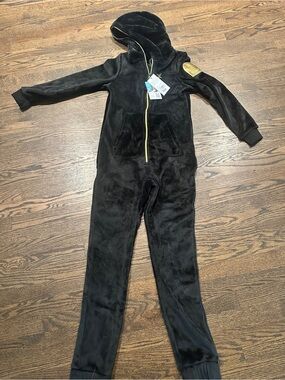 NWT Onepiece Black Hooded Onesie with Gold Patch & Zip Alps Soft Velvet Slim 2.0